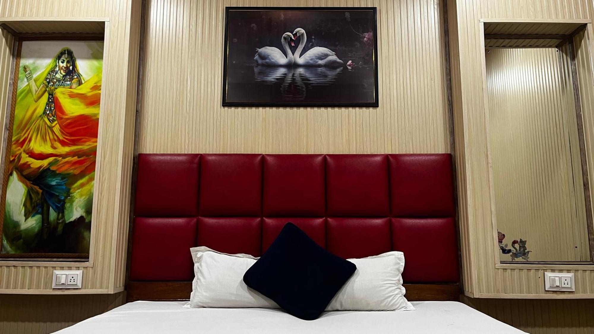 Hotel Raj Siliguri Eksteriør bilde