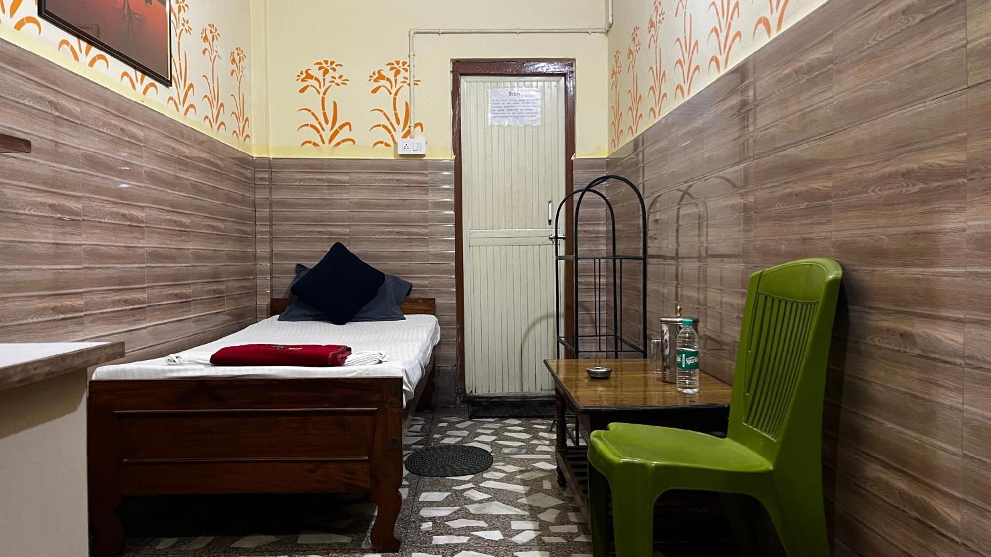 Hotel Raj Siliguri Eksteriør bilde