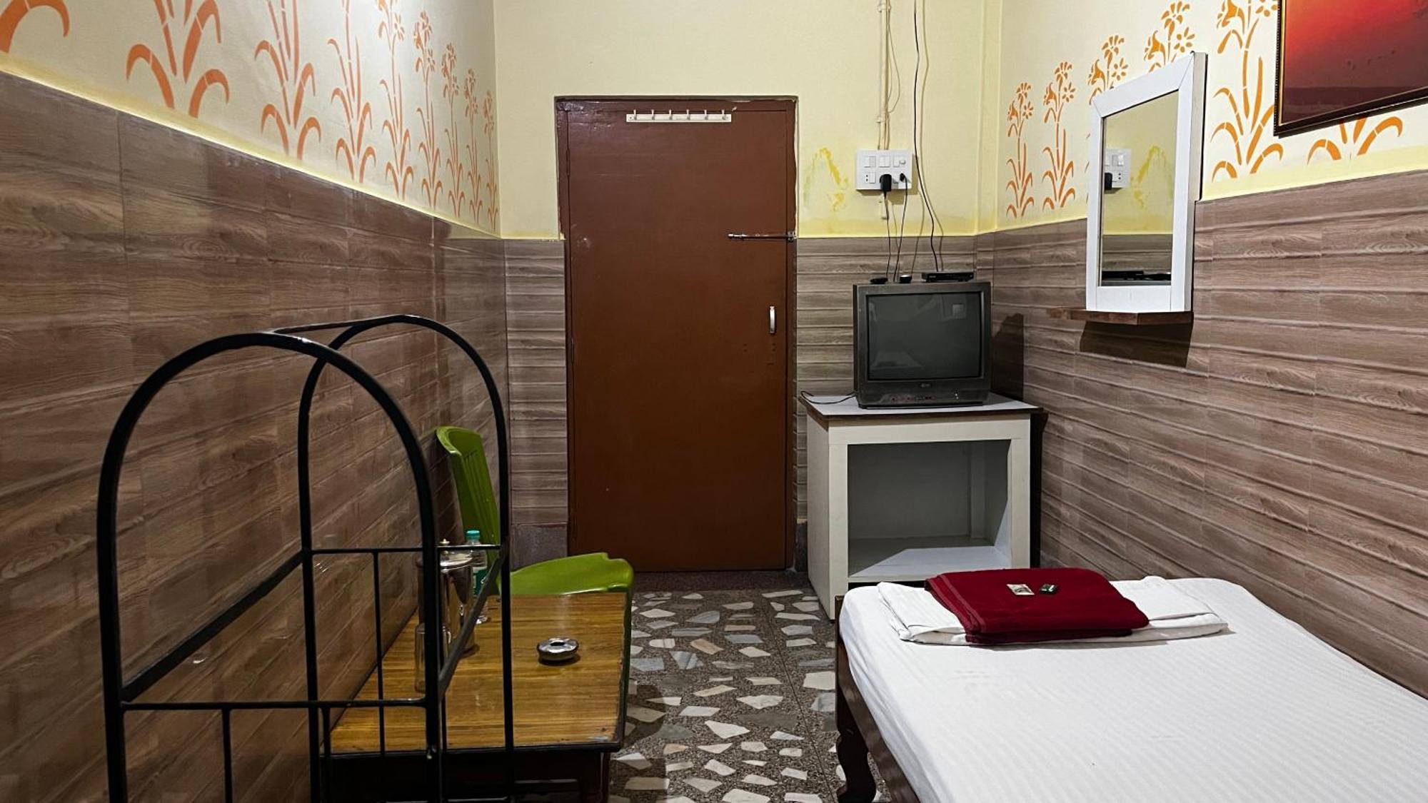 Hotel Raj Siliguri Eksteriør bilde