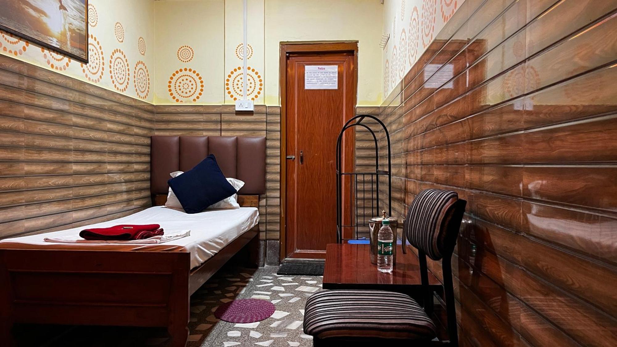 Hotel Raj Siliguri Eksteriør bilde